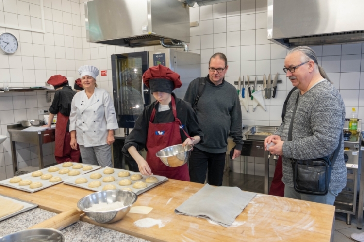 Liepājas Valsts tehnikumā viesojas pieaugušo izglītības pārstāvji no Vācijas