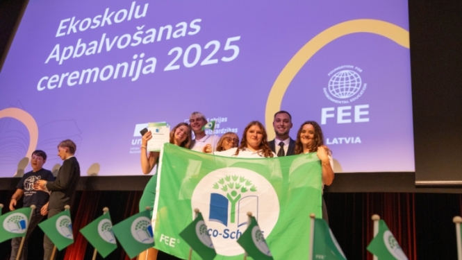Liepājas Valsts tehnikumam piešķirts Ekoskolu ZAĻAIS KAROGS!