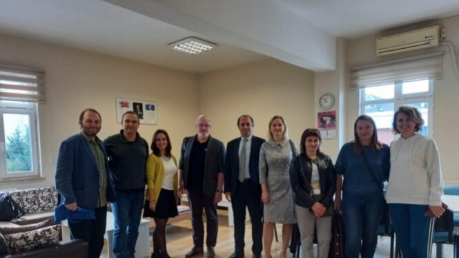 Tehnikumā uzsāk jaunu ERASMUS+ sadarbības projektu par jauniešu veselīga uztura veicināšanu un mentālās veselības uzlabošanu!