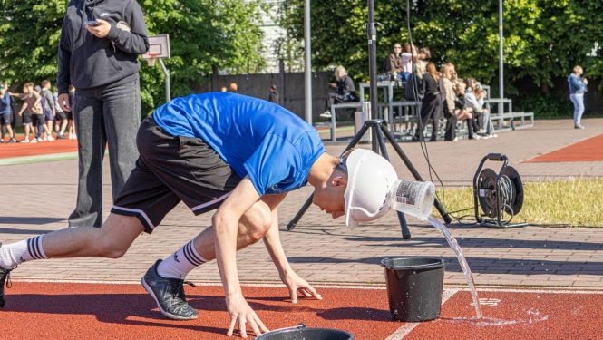 Sporta dienas stafete - Ūdens nesējs