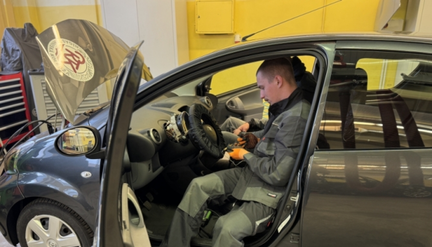 Noskaidroti SkillsLatvia 2026 finālisti prasmju konkursā “Automobiļu tehnoloģijas”