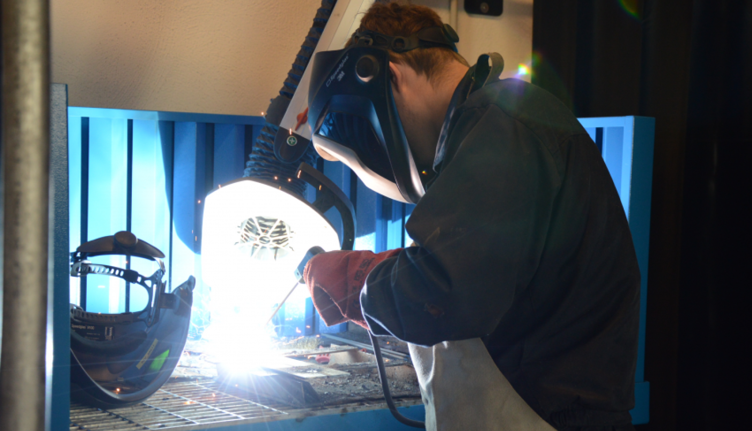 Lokmetinātājs metināšanā 